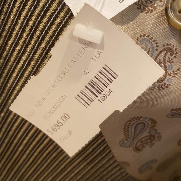 New with tags. Never worn. Tallia mens sport coat. - Picture 4 of 5
